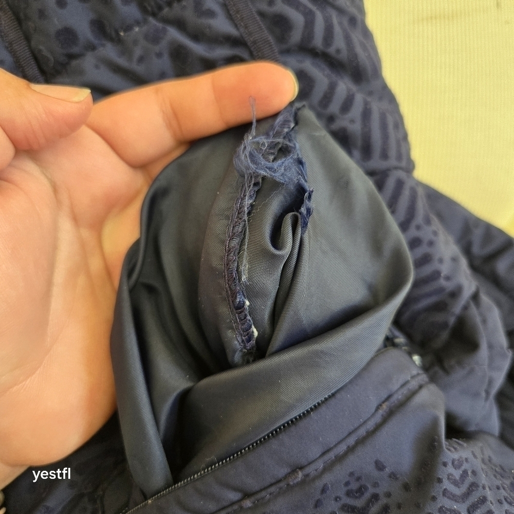 Desigual Komodari puffer jacket 6 - Picture 8 of 8
